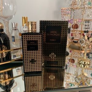 Santal Du Pacifique Perris Monte Carlo